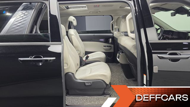 Kia CARNIVAL 9-Seater Signature купить на сайте DeffCars