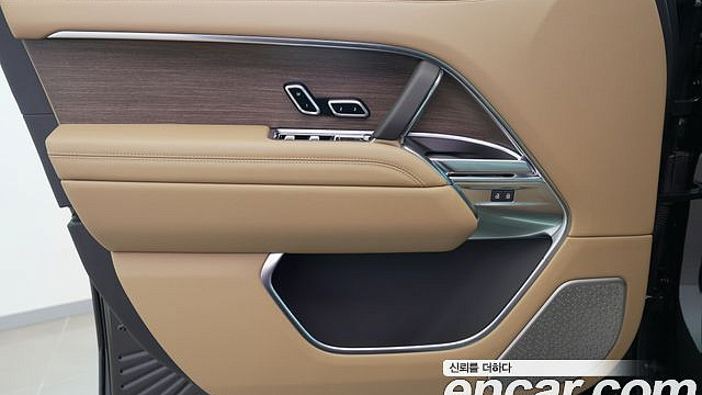 Land Rover RANGE ROVER P530 Autobiography Long Wheel Base купить на сайте DeffCars