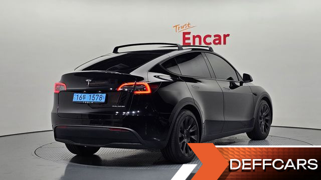Tesla MODEL Y Long Range AWD купить на сайте DeffCars