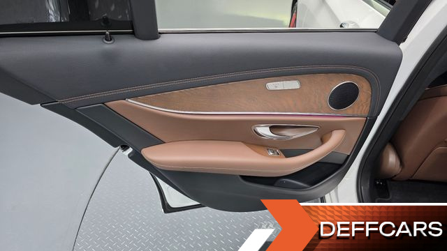 Mercedes E-CLASS E250 Exclusive купить на сайте DeffCars