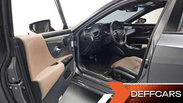 Lexus ES Executive купить на сайте DeffCars