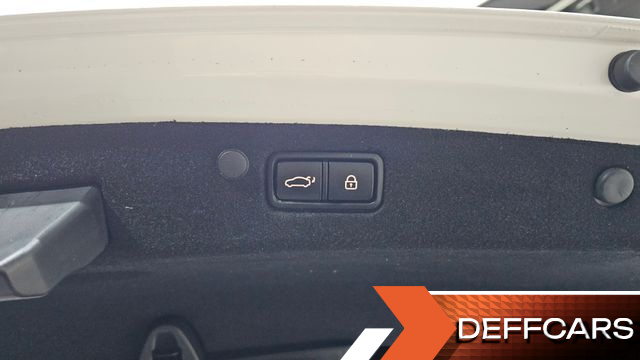 Hyundai GRANDEUR 3.3 Calligraphy купить на сайте DeffCars