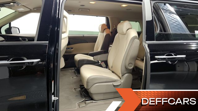 Kia CARNIVAL 9-Seater Noblesse купить на сайте DeffCars