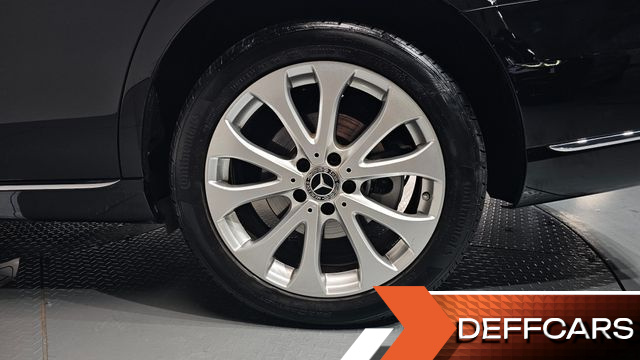 Mercedes E-CLASS E300 4MATIC Exclusive купить на сайте DeffCars