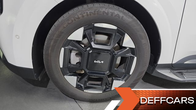 Kia CARNIVAL 7-Seater Signature купить на сайте DeffCars