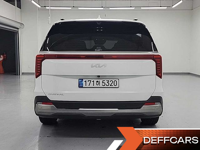 Kia CARNIVAL Gasoline 9-Seater Signature купить на сайте DeffCars