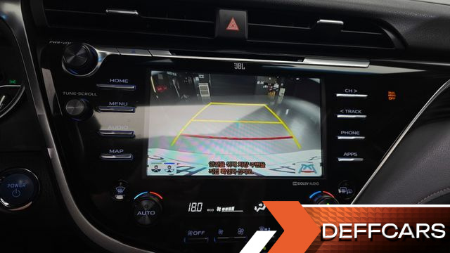 Toyota CAMRY 2.5 XLE Hybrid купить на сайте DeffCars