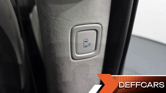 Hyundai STARIA L3.5 Lounge 9-Seater Inspiration купить на сайте DeffCars
