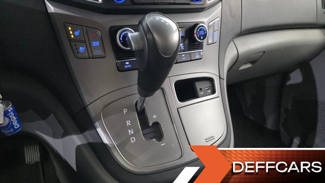 Hyundai STAREX Urban 9-Seater Premium Spicial купить на сайте DeffCars