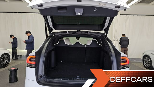 Tesla MODEL X Performance купить на сайте DeffCars