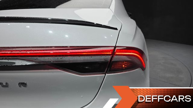 Hyundai GRANDEUR 3.3 Le Blanc купить на сайте DeffCars