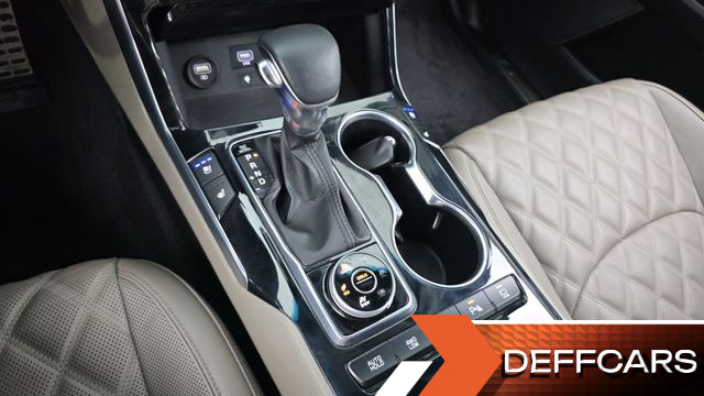 Kia MOHAVE Diesel 3.0 4WD 5-Seater Masters купить на сайте DeffCars