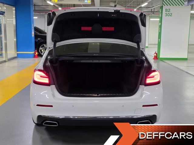 BMW 5-SERIES 523d xDrive Luxury купить на сайте DeffCars