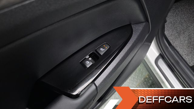 Kia SPORTAGE Signature 2WD купить на сайте DeffCars