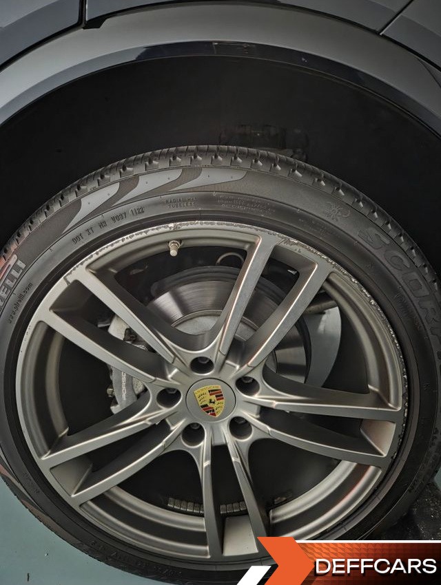 Porsche CAYENNE 3.0 купить на сайте DeffCars