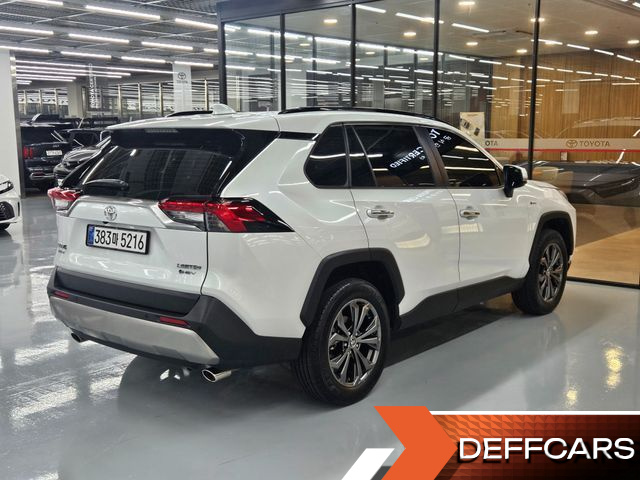 Toyota RAV4 2,5 4WD Hybrid LTD купить на сайте DeffCars