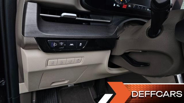 Kia CARNIVAL Gasoline 9-Seater Noblesse купить на сайте DeffCars