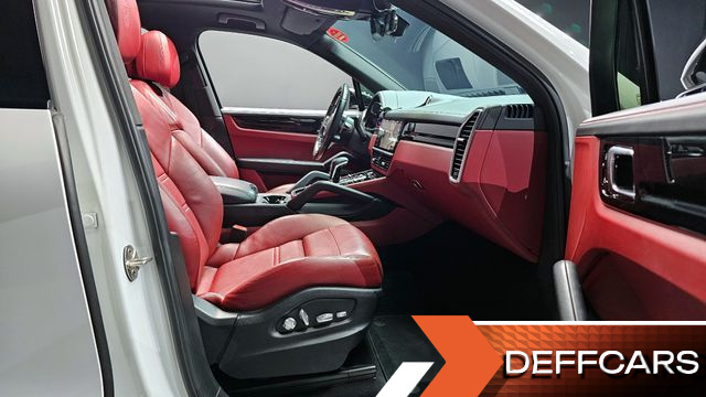 Porsche CAYENNE 3.0 E-Hybrid купить на сайте DeffCars