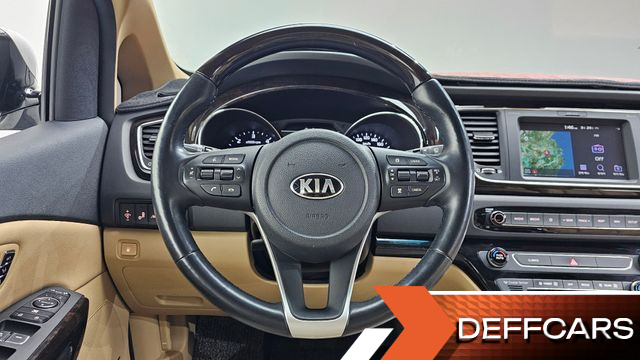 Kia CARNIVAL 9-Seater Noblesse Special купить на сайте DeffCars