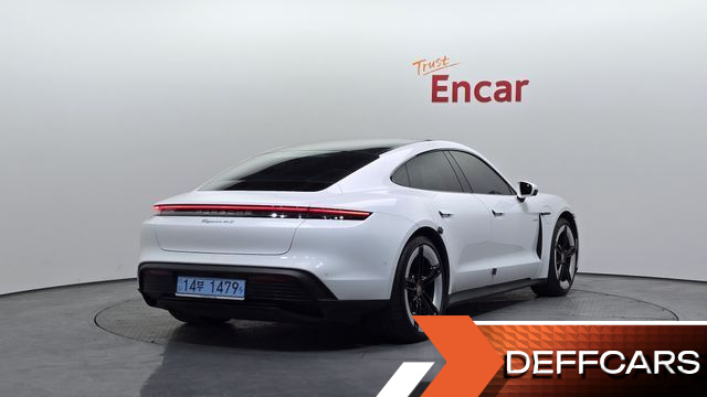 Porsche TAYCAN 4S купить на сайте DeffCars