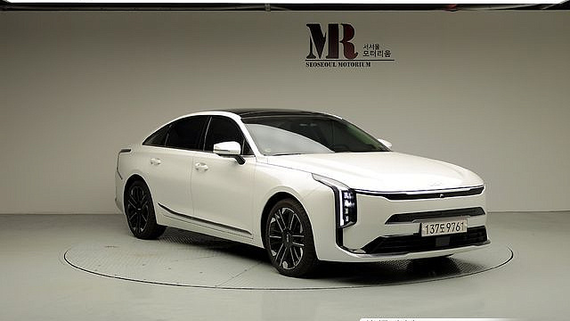 Kia K8 Signature купить на сайте DeffCars