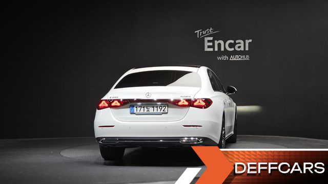 Mercedes E-CLASS E450 4MATIC Exclusive купить на сайте DeffCars