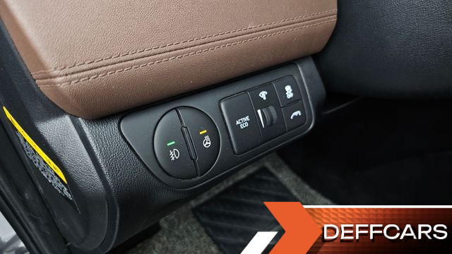 Hyundai STAREX Urban 9-Seater Exclusive купить на сайте DeffCars