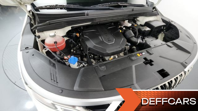 Kia CARNIVAL 9-Seater Prestige купить на сайте DeffCars