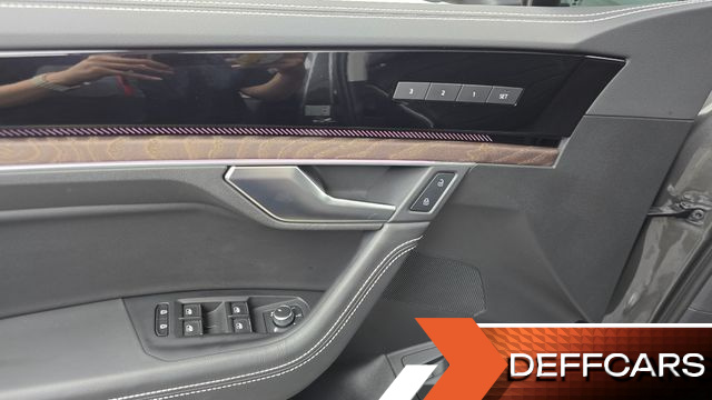 Volkswagen TOUAREG 3.0 TDI Prestige купить на сайте DeffCars