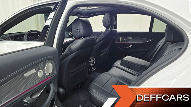 Mercedes E-CLASS E350 4MATIC AMG Line купить на сайте DeffCars