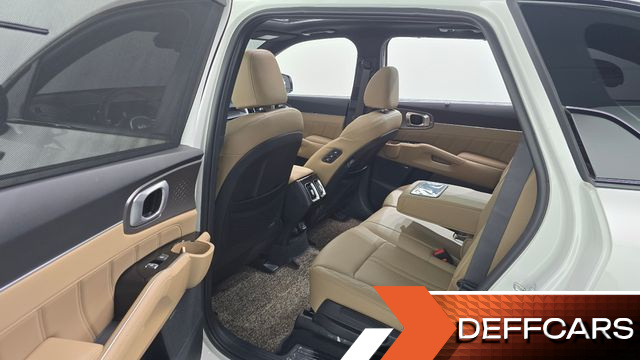Kia SORENTO HEV 1.6 4WD Gravity купить на сайте DeffCars