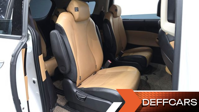 Kia CARNIVAL Gasoline 9-Seater Noblesse купить на сайте DeffCars