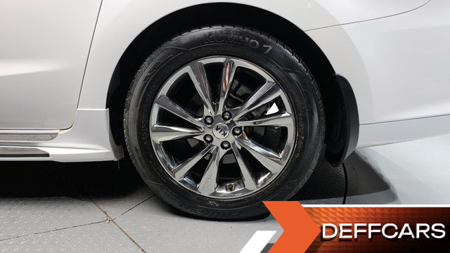 Kia CARNIVAL 9-Seater Noblesse Special купить на сайте DeffCars