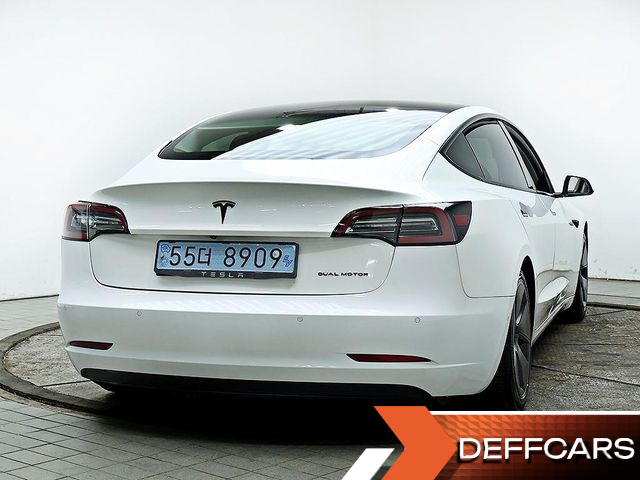 Tesla MODEL 3 Long Range AWD купить на сайте DeffCars