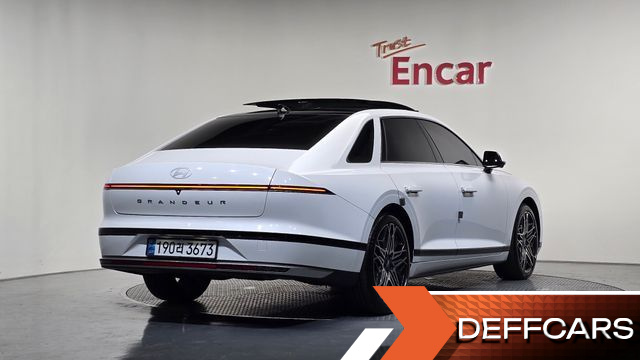 Hyundai GRANDEUR 2,5 Gasoline 2WD Exclusive купить на сайте DeffCars