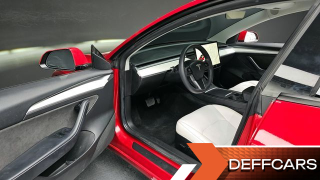 Tesla MODEL 3 Long Range AWD купить на сайте DeffCars