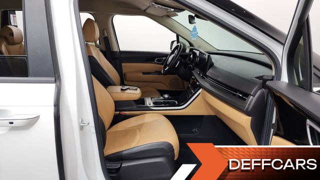 Kia CARNIVAL 9-Seater Prestige купить на сайте DeffCars