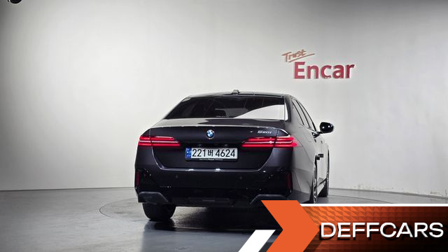 BMW 5-SERIES 520i M Sport купить на сайте DeffCars