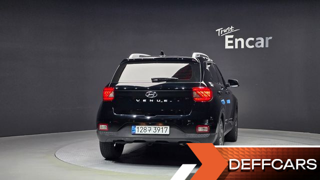 Hyundai VENUE 1.6 Flux купить на сайте DeffCars