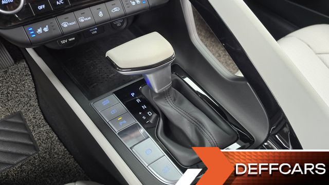 Hyundai AVANTE 1.6 Inspiration купить на сайте DeffCars