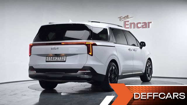 Kia CARNIVAL 9-Seater Noblesse купить на сайте DeffCars