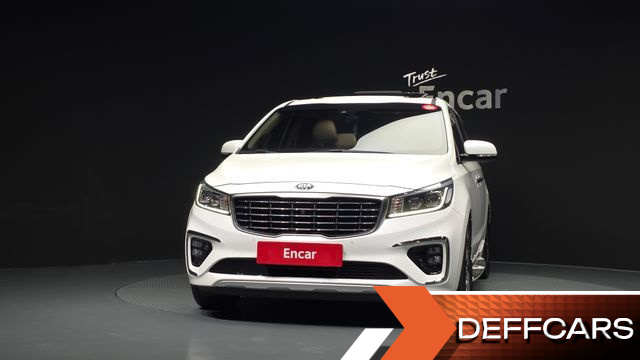Kia CARNIVAL 9-Seater Noblesse Special купить на сайте DeffCars