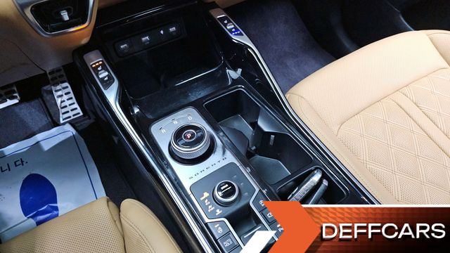 Kia SORENTO Diesel 2.2 4WD Signature купить на сайте DeffCars