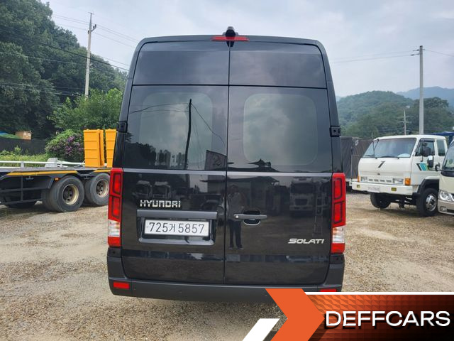 Hyundai SOLATI 15-seater Luxury купить на сайте DeffCars