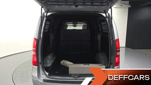 Hyundai STAREX Van 5-Seater Smart купить на сайте DeffCars