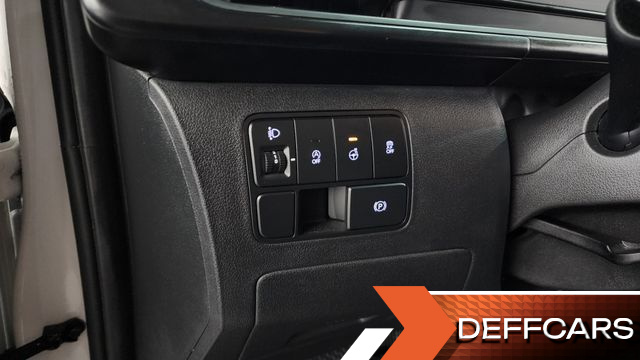 Hyundai STARIA Cargo 5-Seater Modern купить на сайте DeffCars