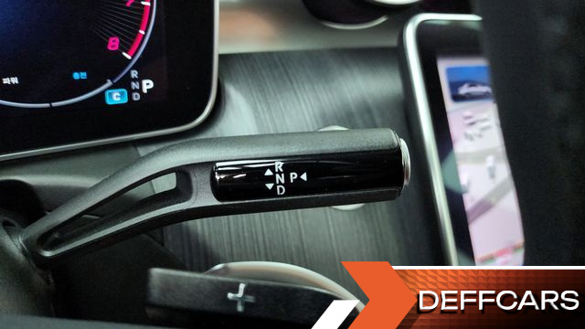 Mercedes C-CLASS C300 4MATIC Avantgarde купить на сайте DeffCars