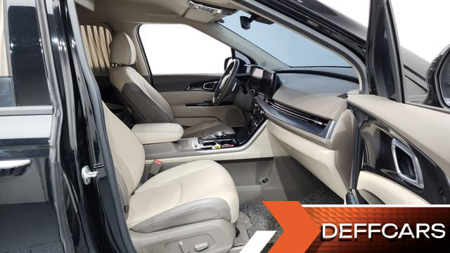 Kia CARNIVAL Gasoline 7-Seater Hi-Limousine Signature купить на сайте DeffCars