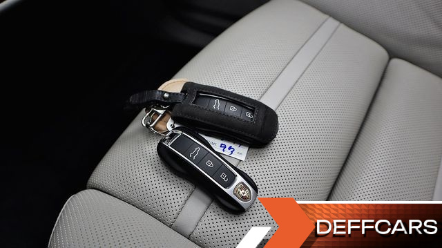 Porsche CAYENNE 4.0 Turbo купить на сайте DeffCars