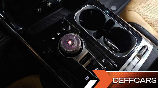 Kia CARNIVAL Diesel 9-Seater Noblesse купить на сайте DeffCars